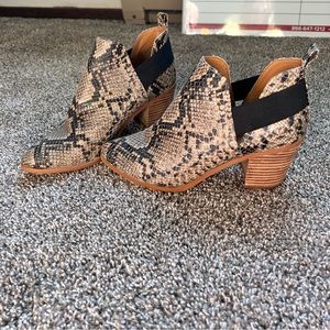 Snakeskin print booties